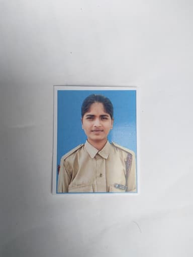 Broken Desks in 84WH+GG5, Muddebihal, Bidarkundi, Karnataka 586212, India – reported issue