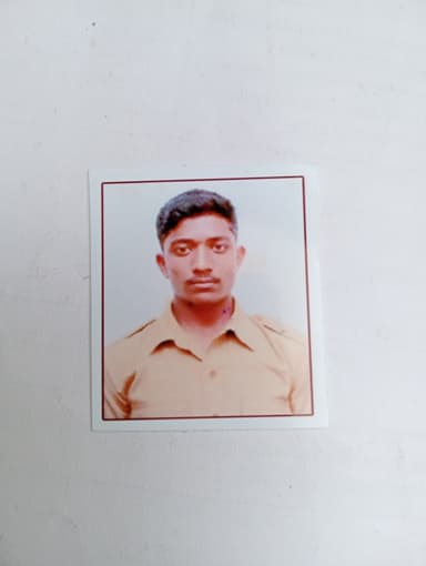 Broken Desks in 84WH+GG5, Muddebihal, Bidarkundi, Karnataka 586212, India – reported issue