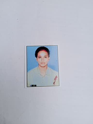 Broken Desks in 84WH+GG5, Muddebihal, Bidarkundi, Karnataka 586212, India – reported issue