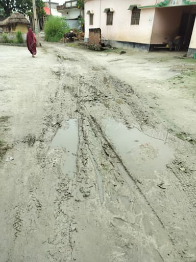 Broken Roads in F4MF+VH Dumar Shukul, Bihar, India – reported issue