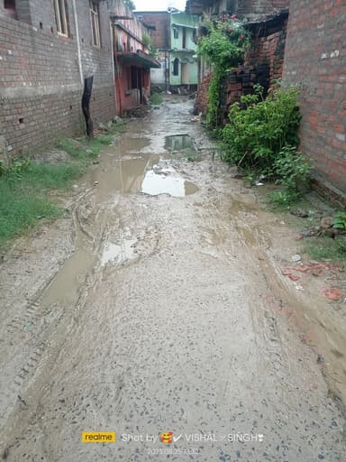 Broken Roads in 99G8+2X8, Narayanpur, Bihar 841438, India – reported issue