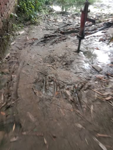 Broken Roads in G26F+4M7, Dumrauna, Bihar 841508, India – reported issue
