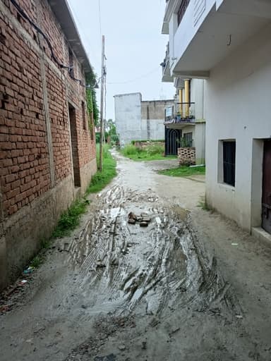 Broken Roads in Byahut Bhawan Arar ward No 28 Nh.28, Arar, Gopalganj, Bihar 841428, India – reported issue