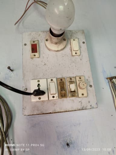 Power Cuts in 98C9+H2C, Pipra khas, Bihar 841438, India – reported issue