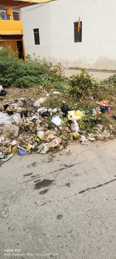 Garbage Problem in FC9R+V53, Police Line, Gopalganj, Bihar 841428, India – reported issue