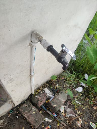 Sewer overflowing in 8H39+7X7, Jamo, Bihar 841434, India – reported issue