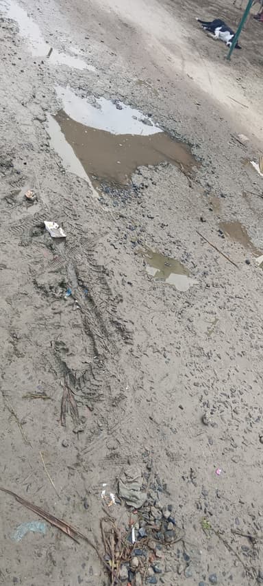 Nal jal Yojna in CC32+J5X, Gawandari Fakirana, Bihar 841440, India – reported issue