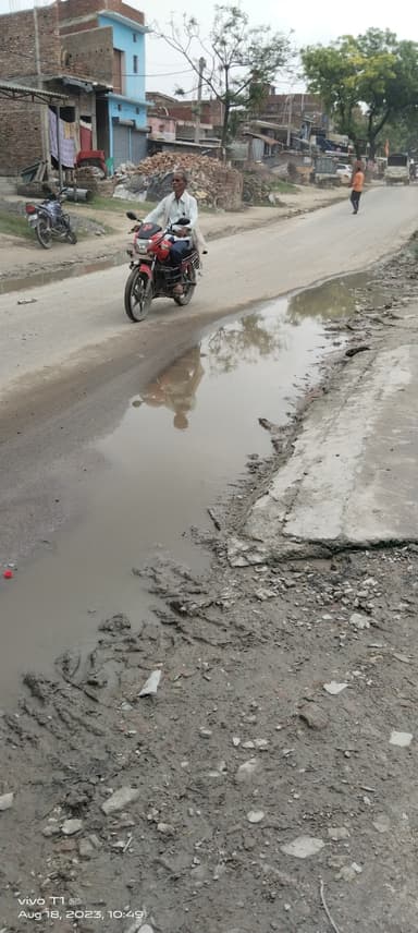 Nal jal Yojna in F545+689, Bhore - Mirganj Rd, Hussepur, Dikshitauli, Bihar 841426, India – reported issue