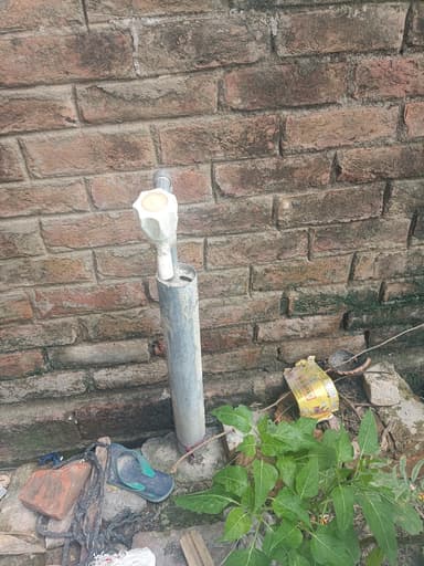Sewer overflowing in Water-related Complaints – reported issue