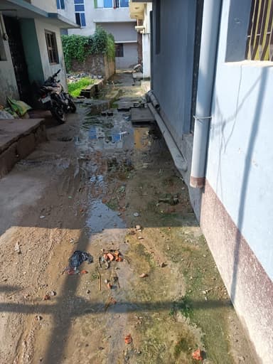 Broken Roads in FF93+74C, Hajiyapur, Gopalganj, Bihar 841428, India – reported issue