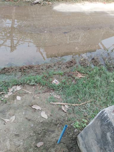 Sewer overflowing in C4CC+XGR, Kusaha, Bihar 841426, India – reported issue