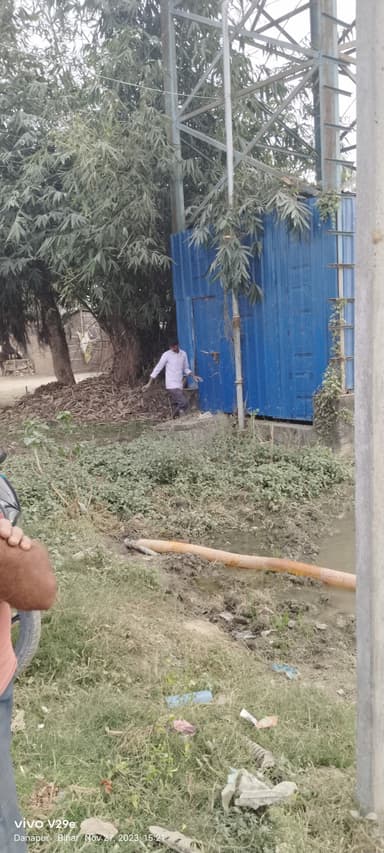 Sewer overflowing in CFJX+WGG, Danapur, Bihar 841427, India – resolved