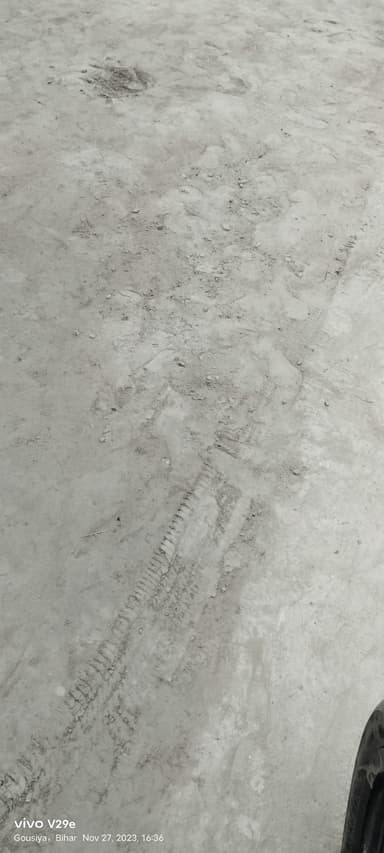 Sewer overflowing in FGJ2+GX, Khawajepur, Bihar 841427, India – resolved