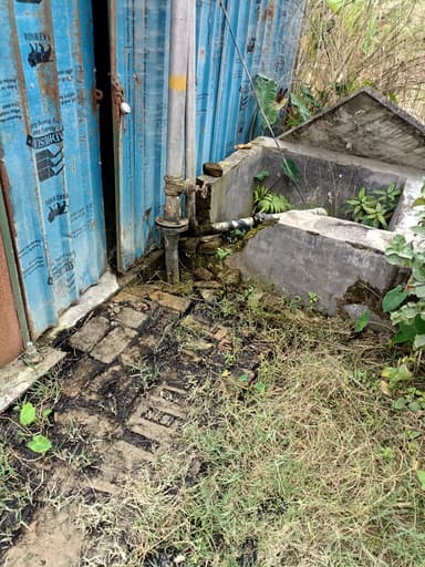 Sewer overflowing in C63H+CFH Kamal Kant karariya bridge, Kamlakant Karariya, Bihar 841438, India – resolved