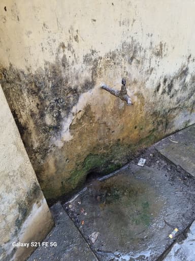 Sewer overflowing in 95R2+2CC, Bhorey, Kabe, Bihar 841426, India – resolved