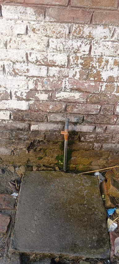 Sewer overflowing in 8JHR+47F, Gangwa, Sidhwalia, Bakharaur, Bihar 841423, India – resolved