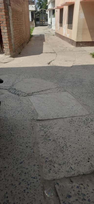 Broken Roads in FC5Q+4G2, Bihar 841428, India – resolved