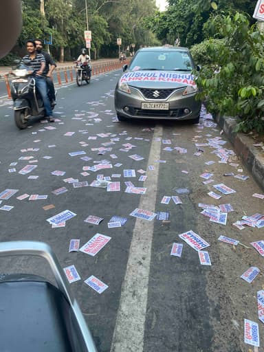 Garbage Problem in Shreya Mishra Marg, New Delhi, DL, India – reported issue