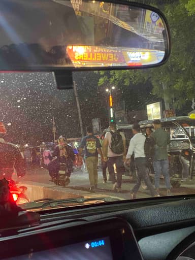 Broken Roads in Lok Marg, New Delhi, DL, India – reported issue