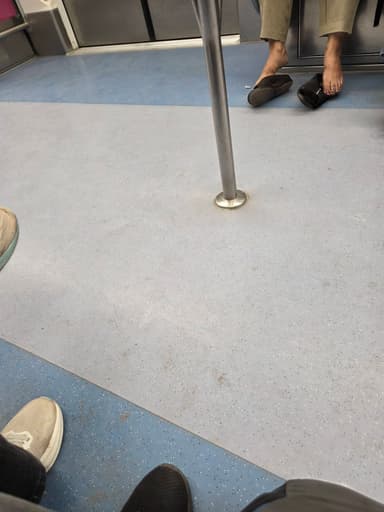 Dust in 166-a, Mayur Vihar, Delhi Division, New Delhi, Delhi – reported issue