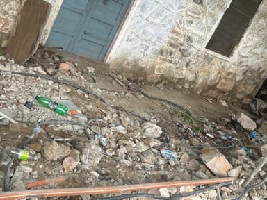 Garbage Problem in Gandhinagar Jaipur, Jawahar Nagar, Bajaj Nagar, Jaipur, Rajasthan 302015, India – reported issue