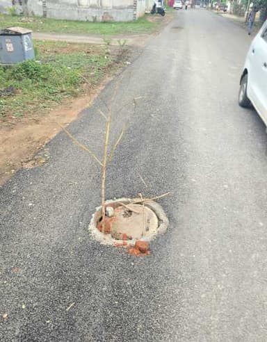 Broken Roads in Block A, 268/1, Sector 4/A, Sector 4, Gandhinagar, Gujarat 382006, India – reported issue