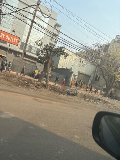Unfinished Constructions in Plot Number 635, Rohtak Rd, opposite Metro Pillar Number 512, West Cabin Block, Mundka, Delhi, 110041, India – reported issue