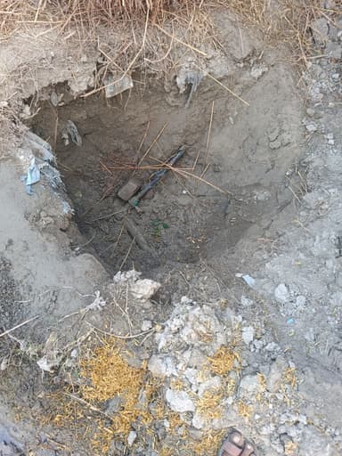 Sewer overflowing in 8PMP+VQR, Bhimpurwa, Rohua Tal, Bihar 841437, India – reported issue