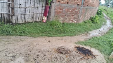 Broken Roads in J87G+52 Rampur Bangr, Uttar Pradesh, India – reported issue