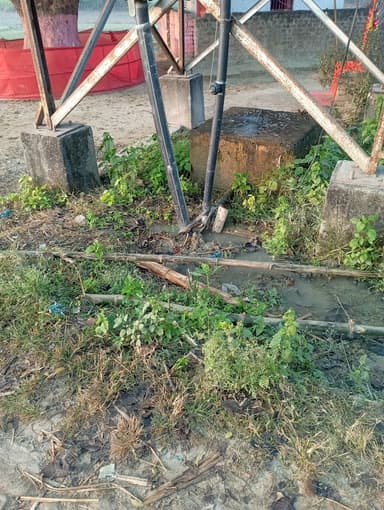 Water logging in 8P29+49, Bahadura, Bihar 841409, India – reported issue