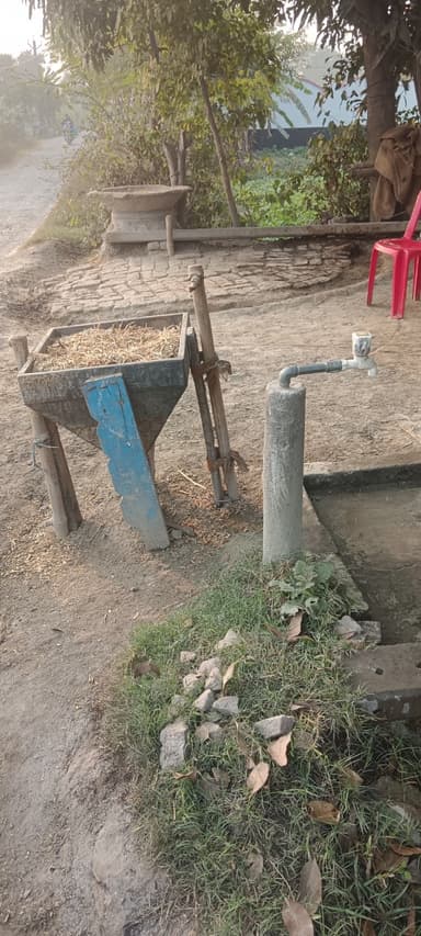 Sewer overflowing in Brahampurwa Kali mindir, 8JGQ+XX2, Bakharaur, Bihar 841407, India – resolved